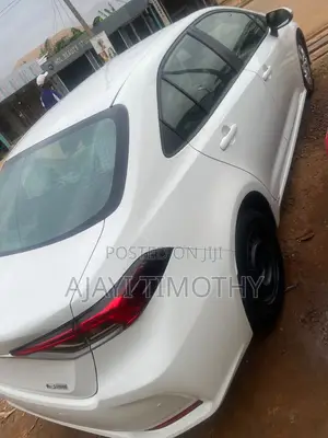 Toyota Corolla 2020 White