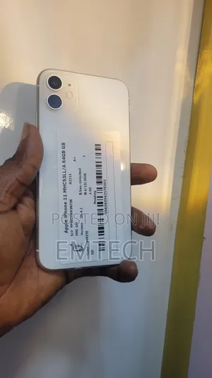 Apple iPhone 11 64 GB White