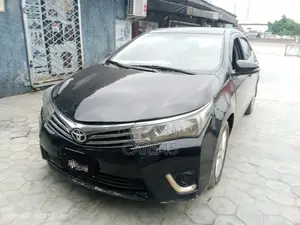 Toyota Corolla 2014 Black