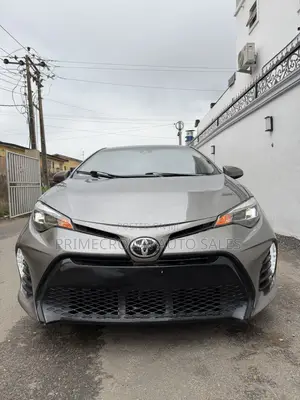 Toyota Corolla LE Eco (1.8L 4cyl 2A) 2018 Gray