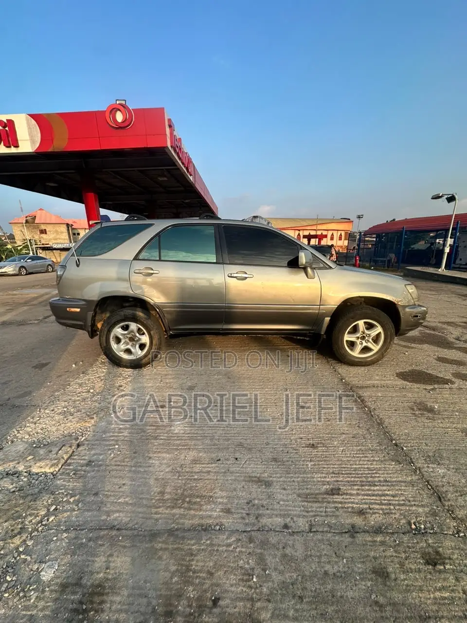 Lexus RX 300 Base 2022