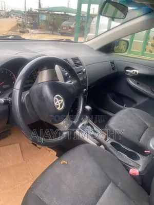 Toyota Corolla 2010 Black