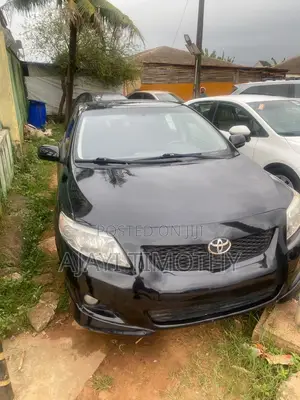 Toyota Corolla 2010 Black