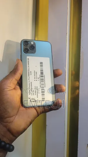 Apple iPhone 11 Pro 64 GB Gray