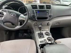 Toyota Highlander 2013 Gray