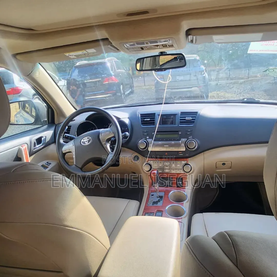 Toyota Highlander 2008 White