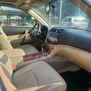 Toyota Highlander 2008 White