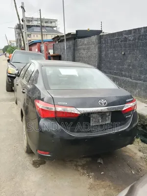Toyota Corolla 2015 Black