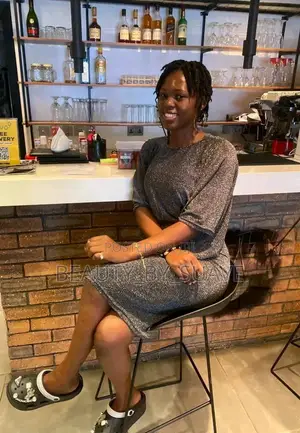 Waitress/ Receptionist/ Guest Services Agent/ Customer Service Rep