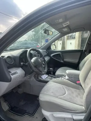 Toyota RAV4 2011 Black