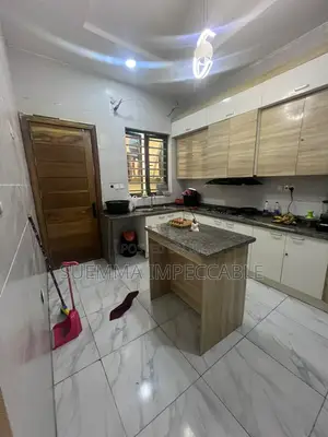 1bdrm Shared Apartment in Ikota for rent