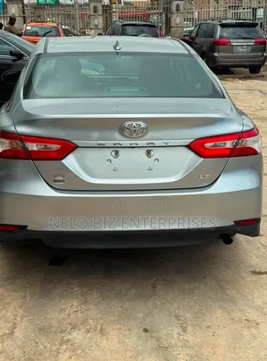 Toyota Camry 2019 Silver