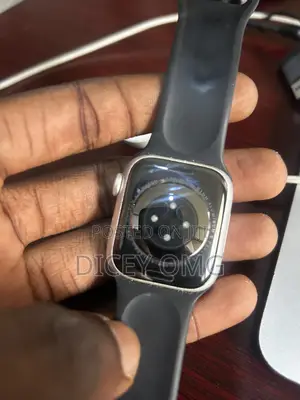 Apple Watch Series 8