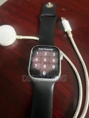 Apple Watch Series 8
