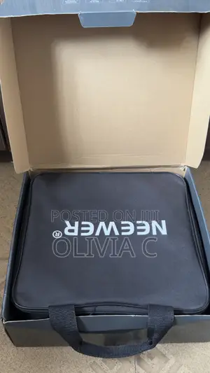Neewer LED Professional Light With Stand