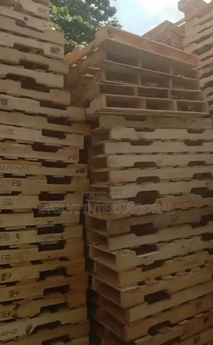 Multipurpose Wooden Pallets