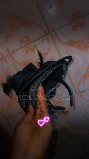 Fascinator