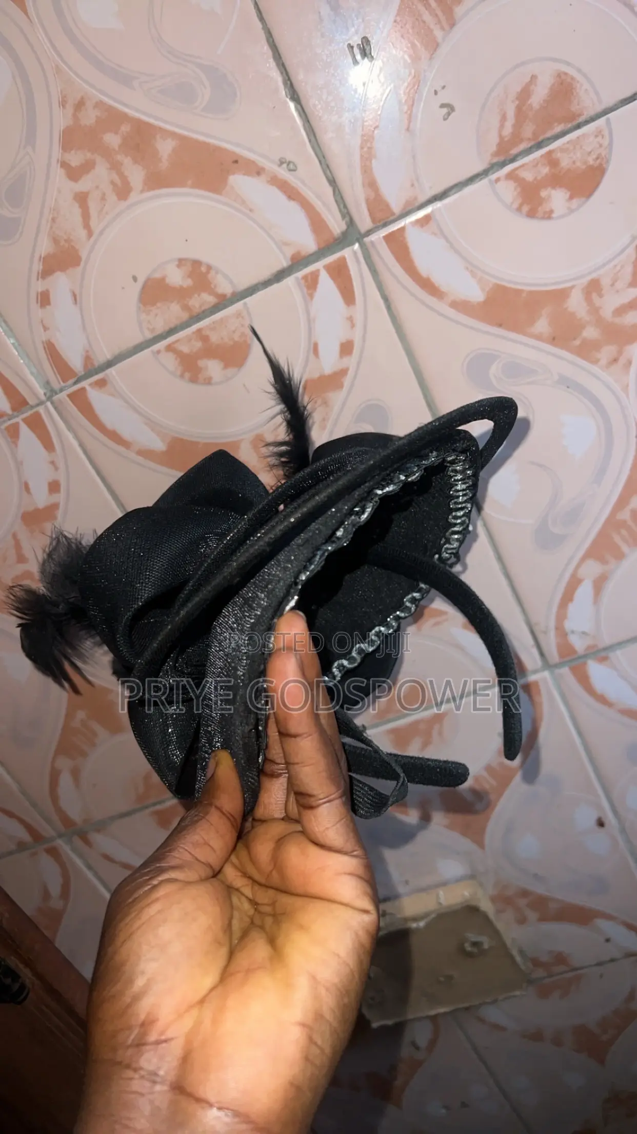 Fascinator