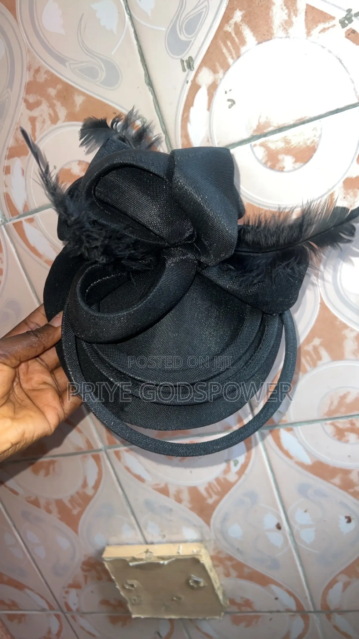 Fascinator