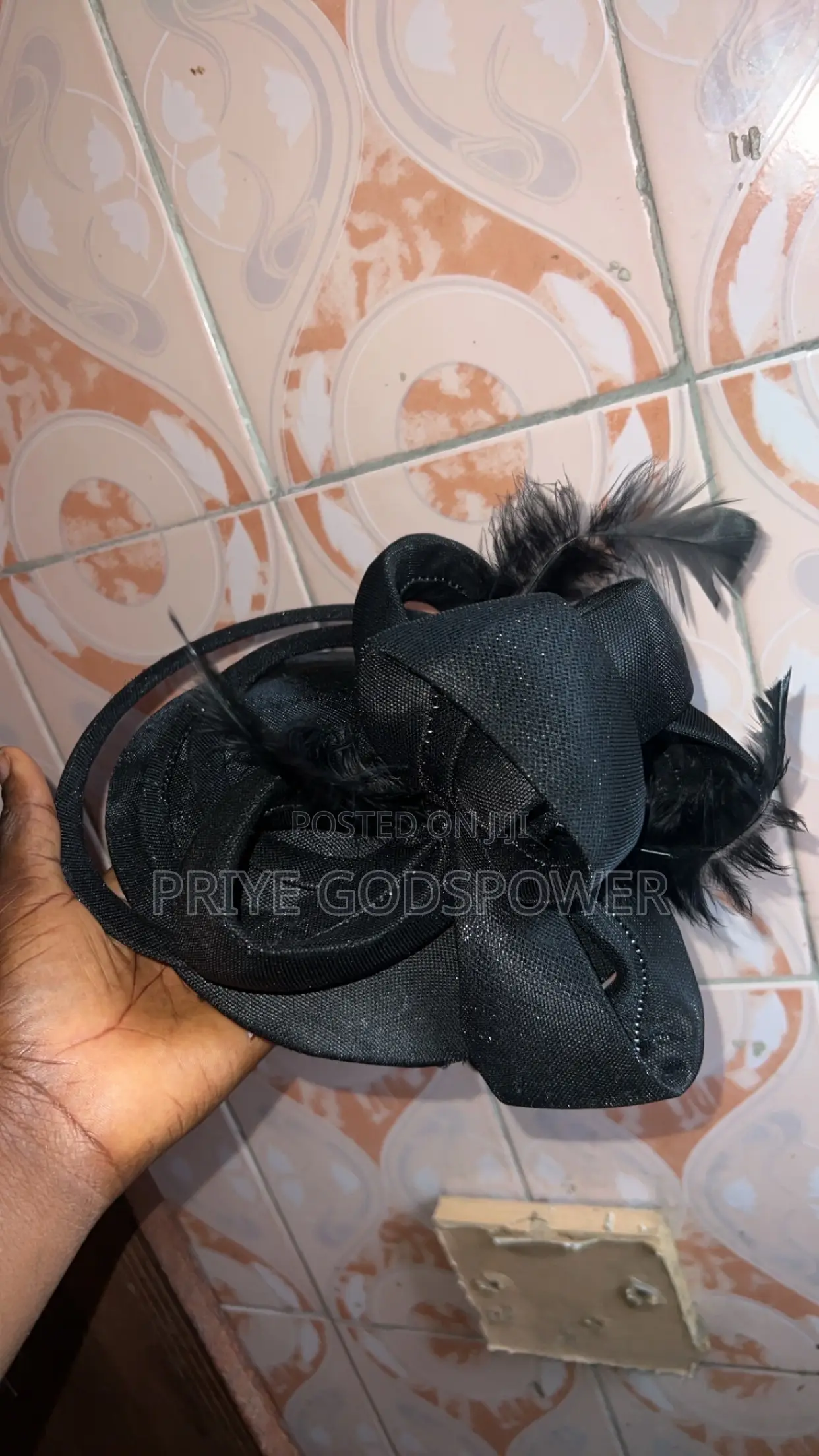 Fascinator