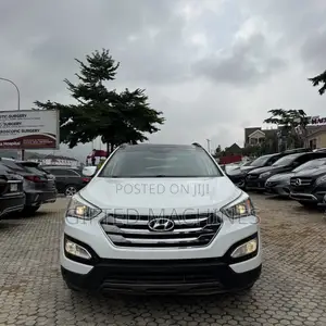Hyundai Santa Fe Sport 2013 White