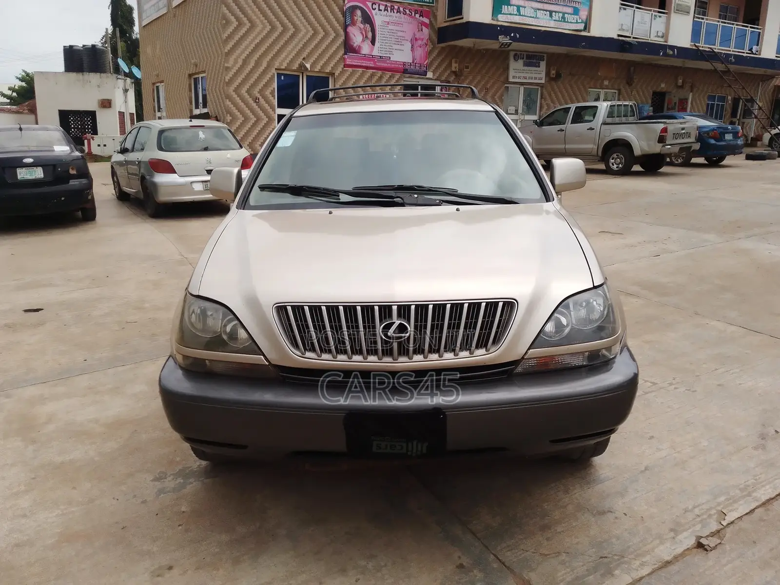 Lexus RX 300 4WD 2000 Gold