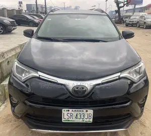 Toyota RAV4 Limited 4dr SUV AWD (2.5L 4cyl 6A) 2015 Black