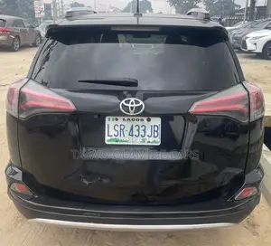 Toyota RAV4 Limited 4dr SUV AWD (2.5L 4cyl 6A) 2015 Black