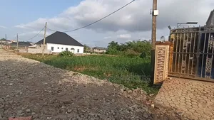 Full Plot of Land 640sqm in a Very Decent Area Close Not Too Far