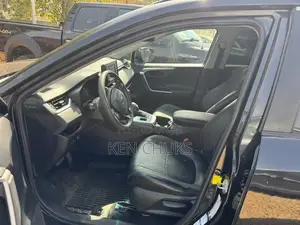 Toyota RAV4 2019 Black