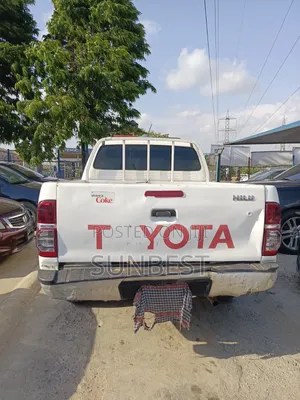 Toyota Hilux 2.0 VVT-i SRX 2012 White