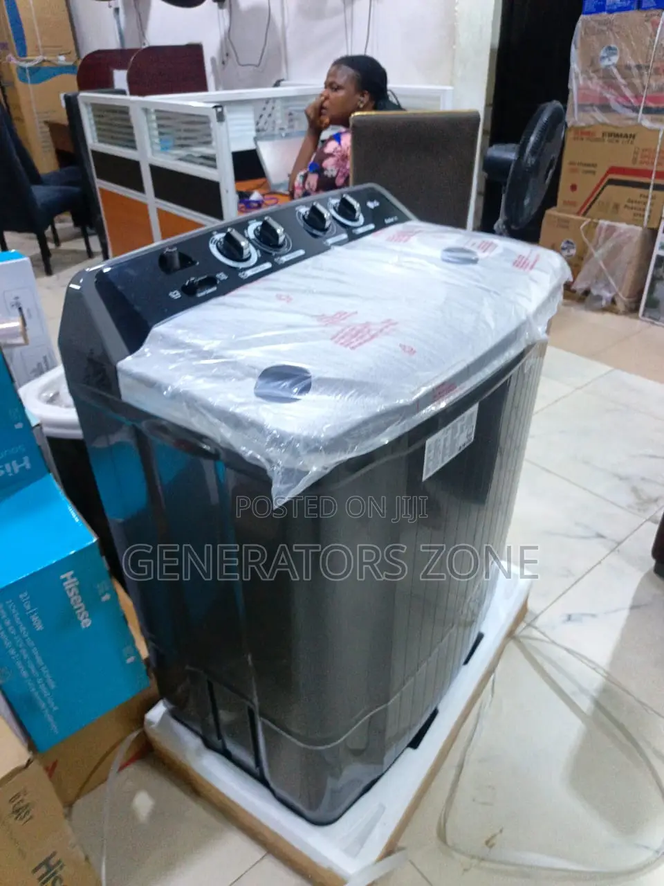 LG Semi Automatic 9kg Laundry Washer