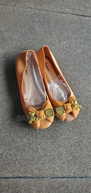 Rubber Shoe
