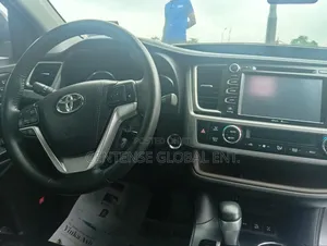 Toyota Highlander 2015 Gray