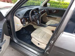 Mercedes-Benz GLK-Class 350 4MATIC 2014 Brown