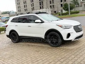 Hyundai Santa Fe 2017 White