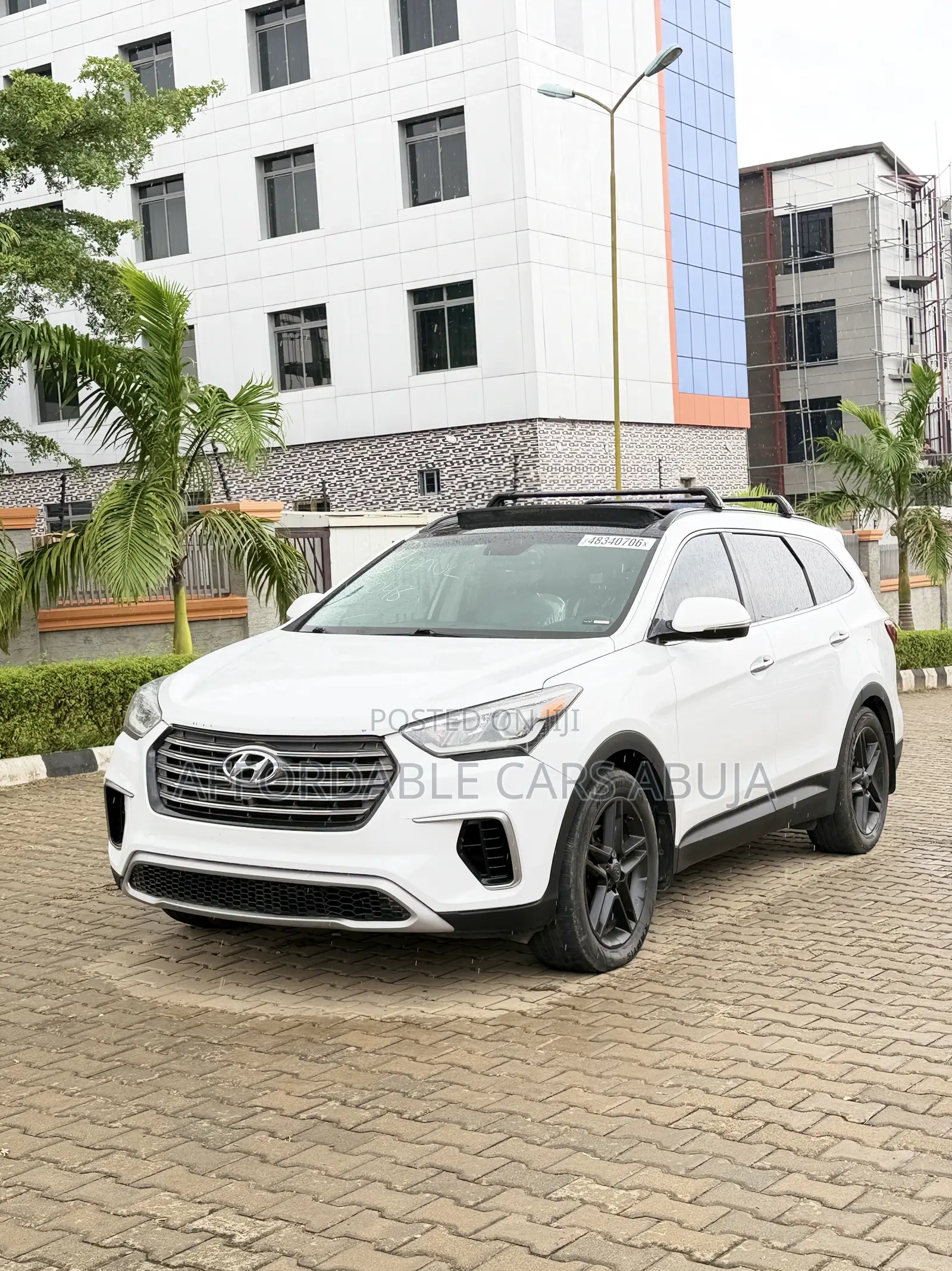Hyundai Santa Fe 2017 White