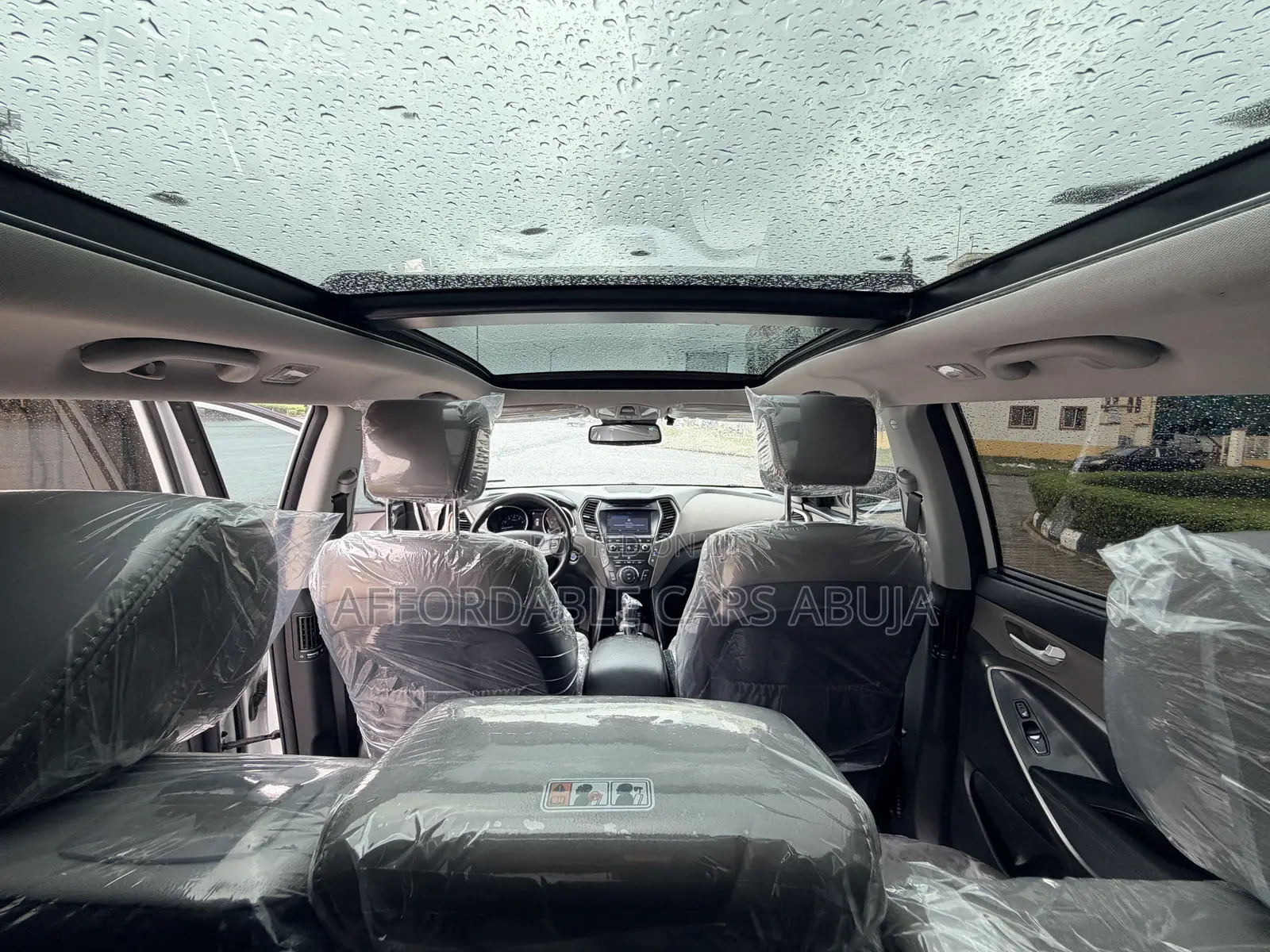 Hyundai Santa Fe 2017 White