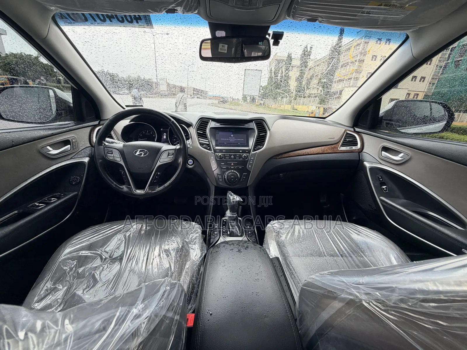 Hyundai Santa Fe 2017 White