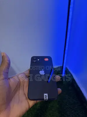 New Apple iPhone 12 128 GB Black