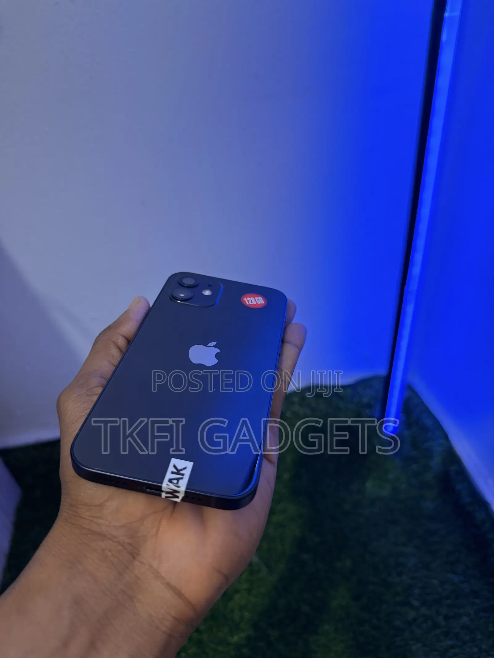 New Apple iPhone 12 128 GB Black