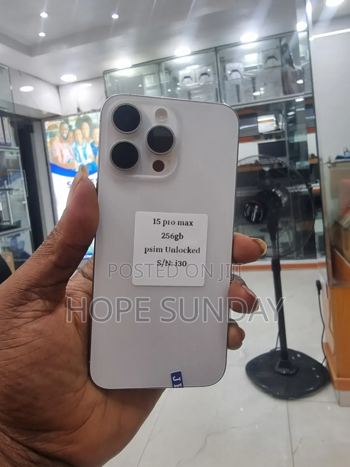 Apple iPhone 15 Pro Max 256 GB