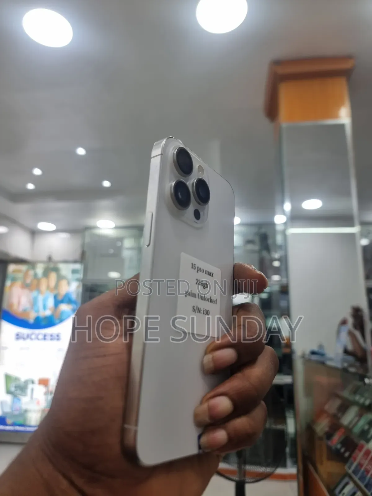 Apple iPhone 15 Pro Max 256 GB