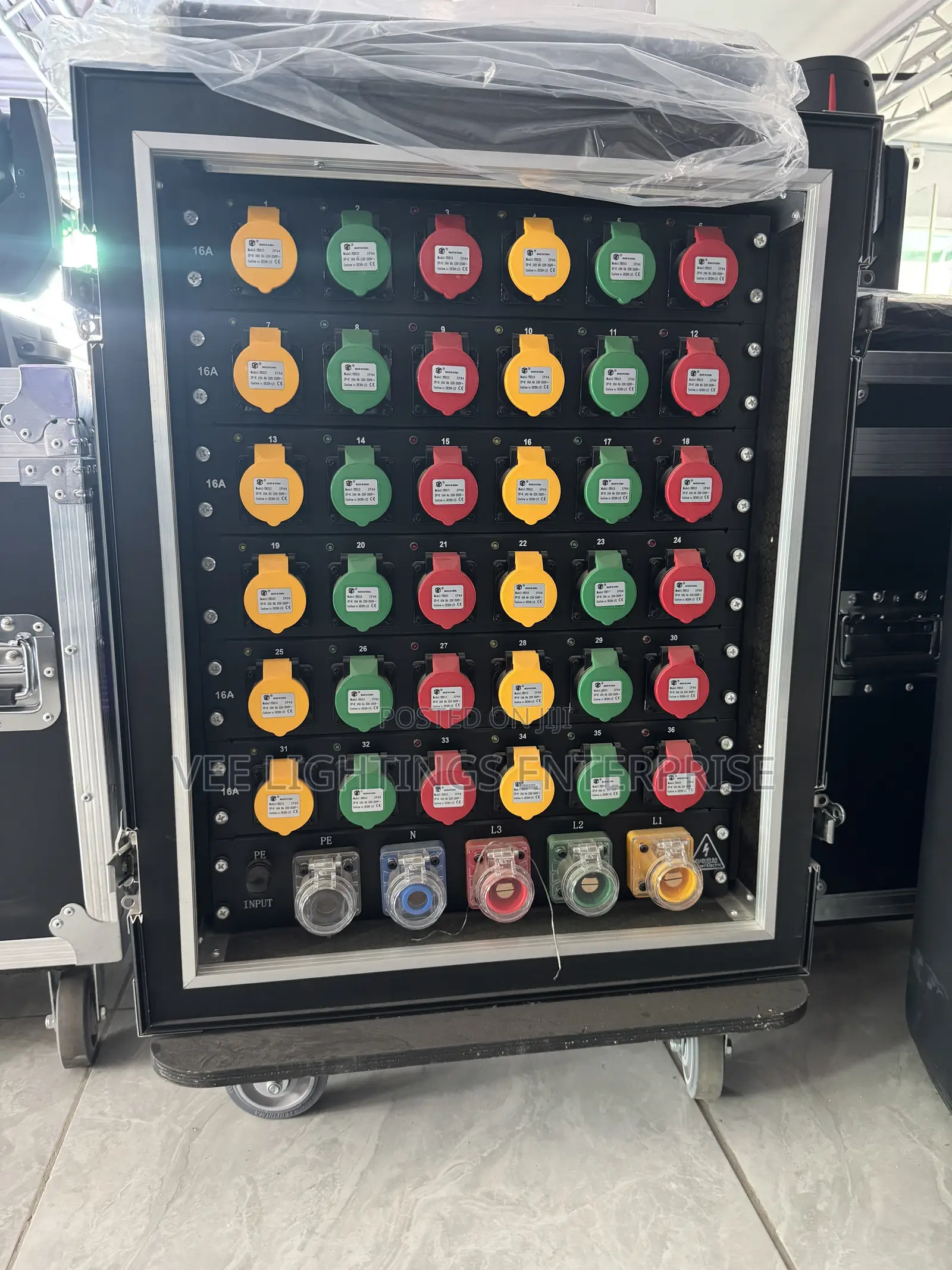 36 Channel Power Distrob