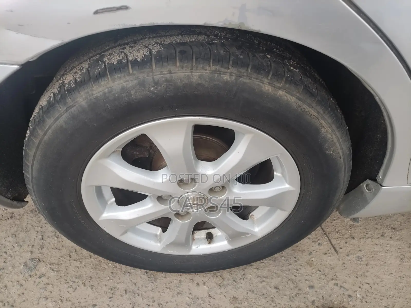 Toyota Camry 2011 Silver