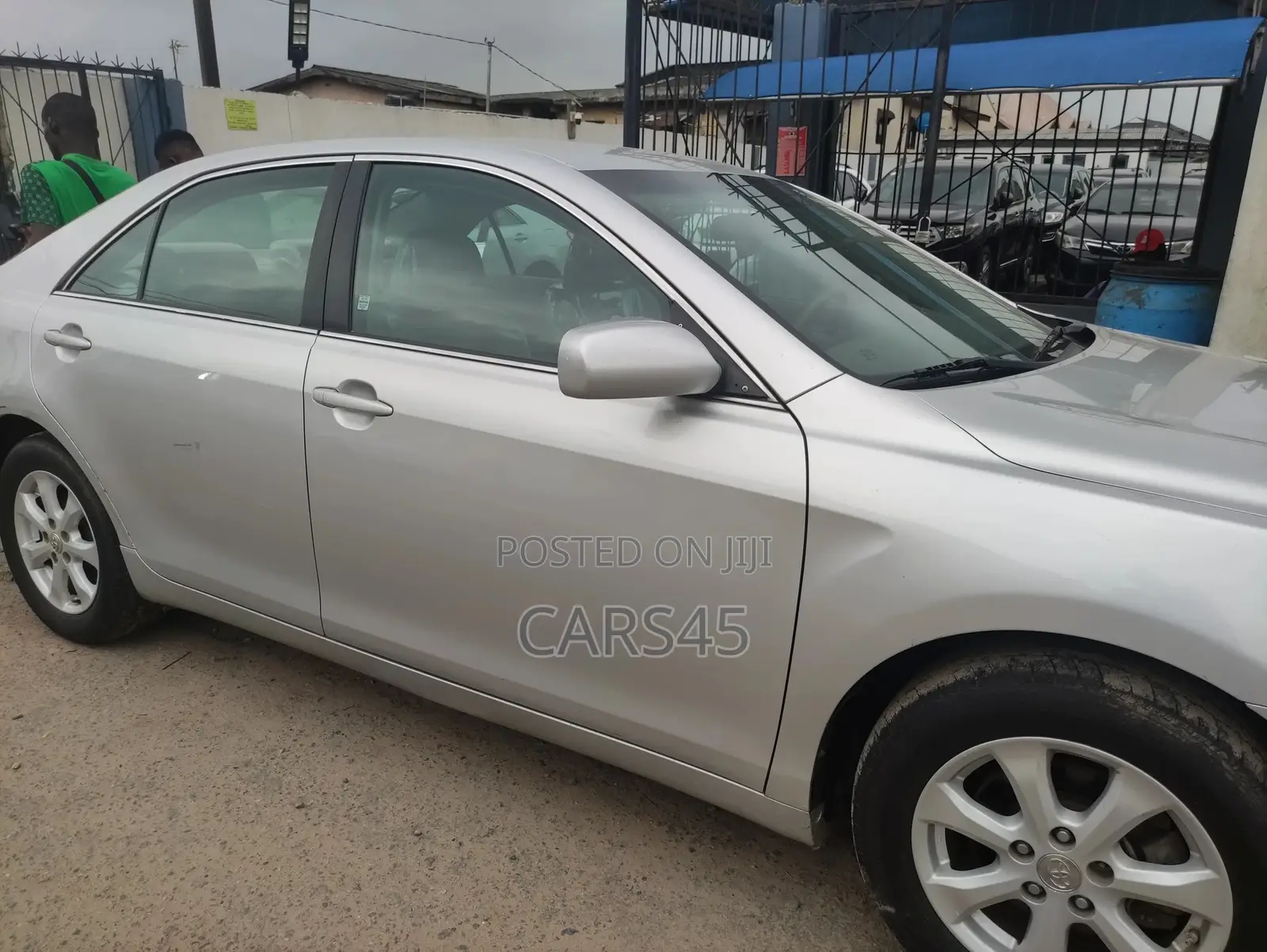 Toyota Camry 2011 Silver