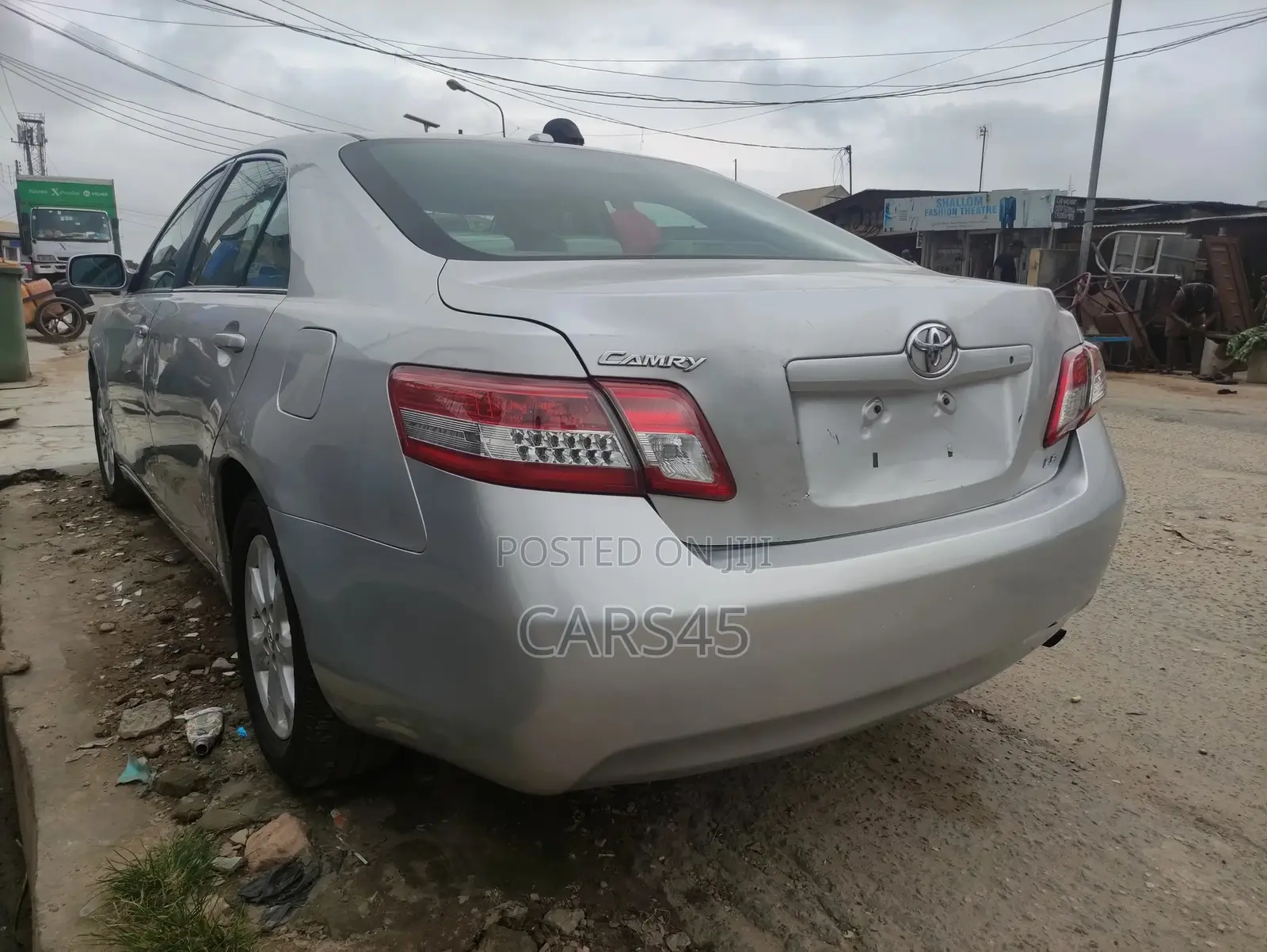 Toyota Camry 2011 Silver