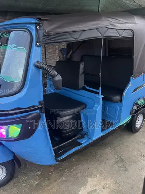 TVS King Cargo 2025 Blue