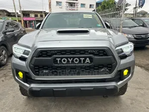 Toyota Tundra 2017 Silver