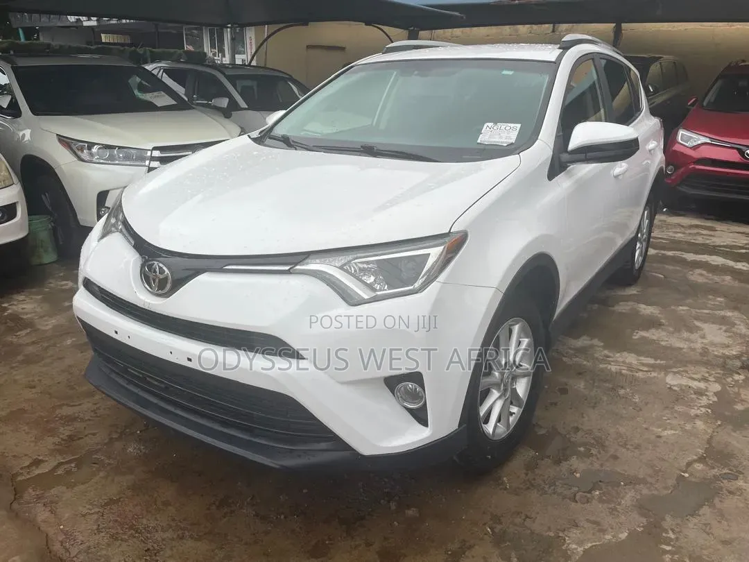 Toyota RAV4 2016 White